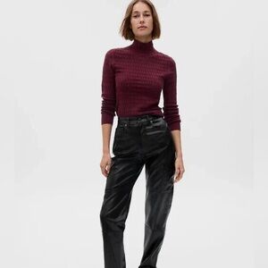 Gap Pointelle Turtleneck Sweater